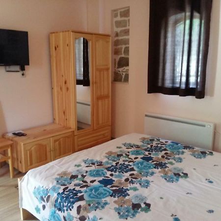 Emen Guest House Friends מראה חיצוני תמונה