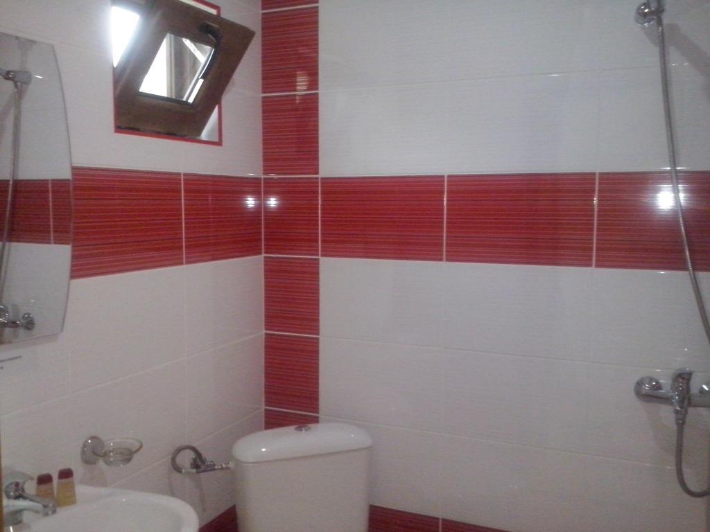 Emen Guest House Friends חדר תמונה