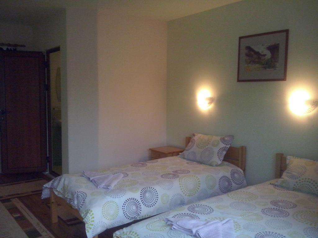 Emen Guest House Friends חדר תמונה