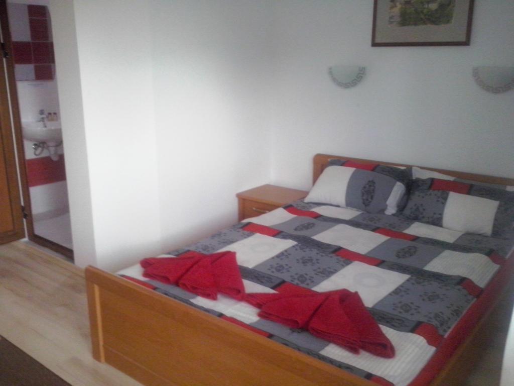 Emen Guest House Friends חדר תמונה