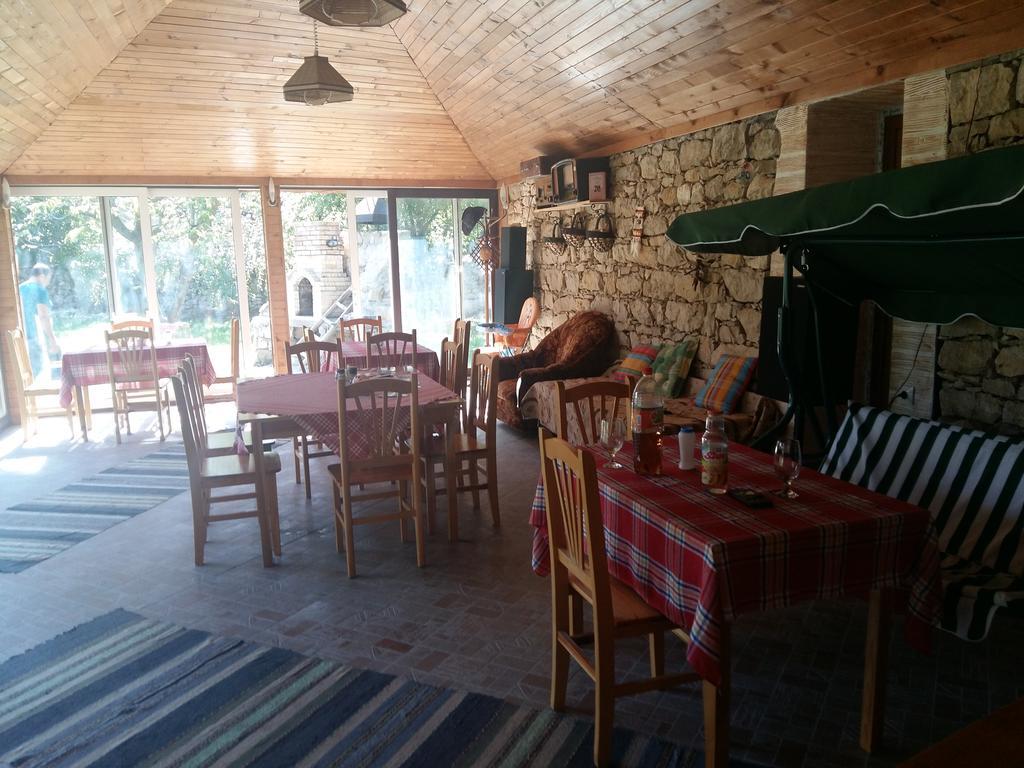 Emen Guest House Friends מראה חיצוני תמונה